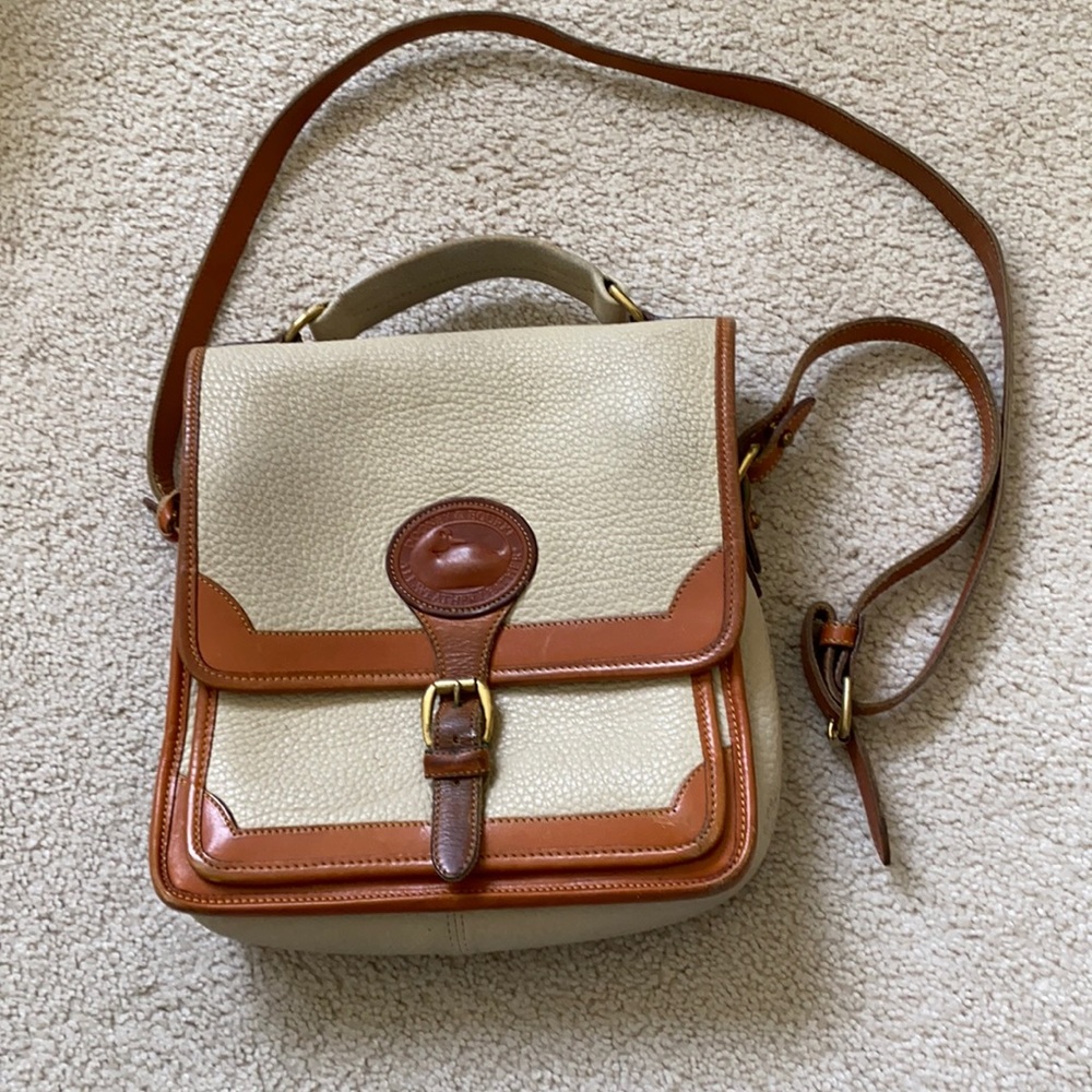 Vintage Dooney & Bourke cross body bag
